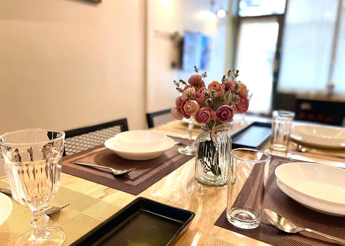 Entire House,unwind In The City, Near Grandpalace