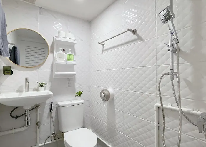 Entire House,unwind In The City, Near Grandpalace